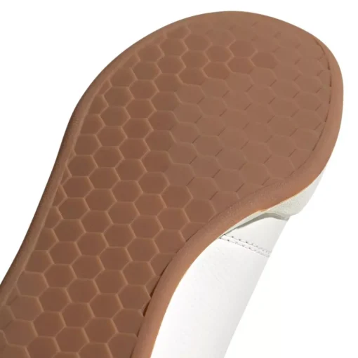 Baskets BEIGE ADIDAS Roguera