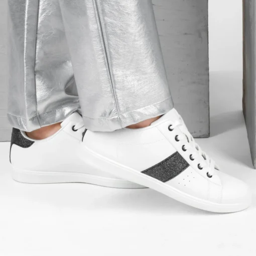 Baskets BLANC Femme Motif Paillettes Lacets