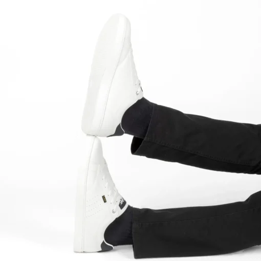 Baskets BLANC Homme Motif Uni A Enfiler