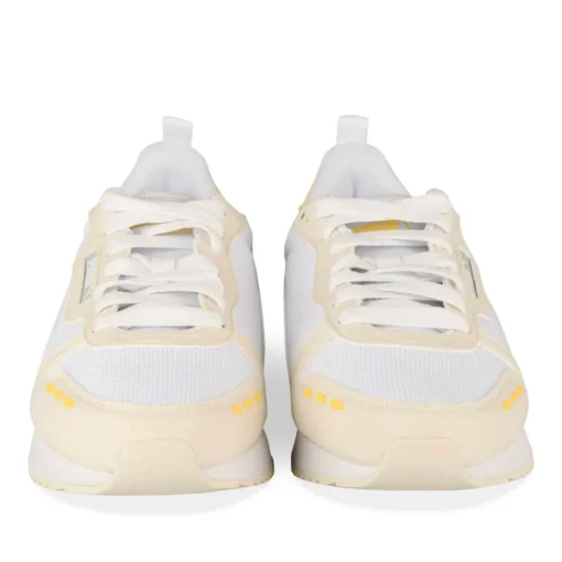 Baskets BLANC PUMA R78