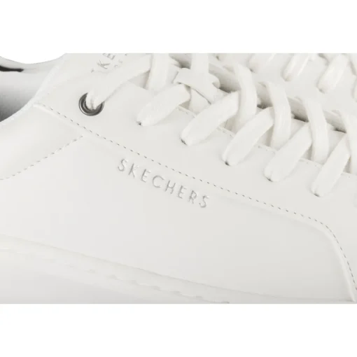 Baskets BLANC SKECHERS COURT BREAK