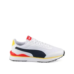 Baskets BLANCHES PUMA R78 Future Decon