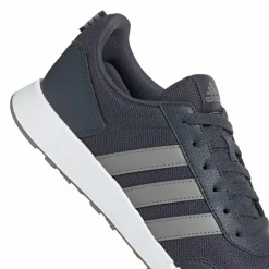 Baskets BLEU ADIDAS Classic Run