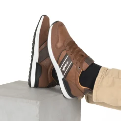 Baskets MARRON Homme Motif Uni Lacets