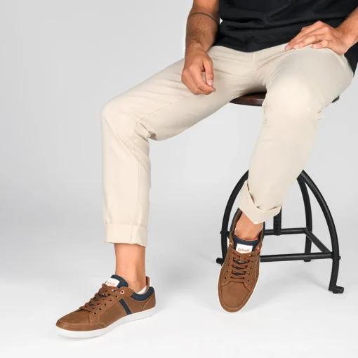Baskets MARRON Homme Motif Uni Lacets