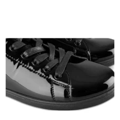 Baskets NOIR Femme Motif Vernis Lacets