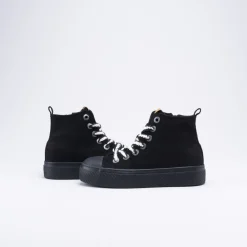 Baskets NOIR Fille Motif Uni Lacets