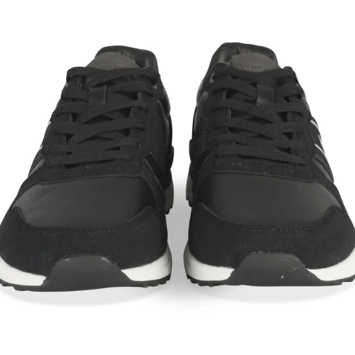 Baskets NOIR Homme Motif Uni Lacets
