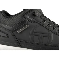 Baskets NOIR Homme Motif Uni Lacets