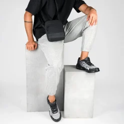 Baskets NOIR Homme Motif Uni Lacets