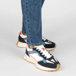 Baskets Running NOIR Homme Motif Uni Lacets