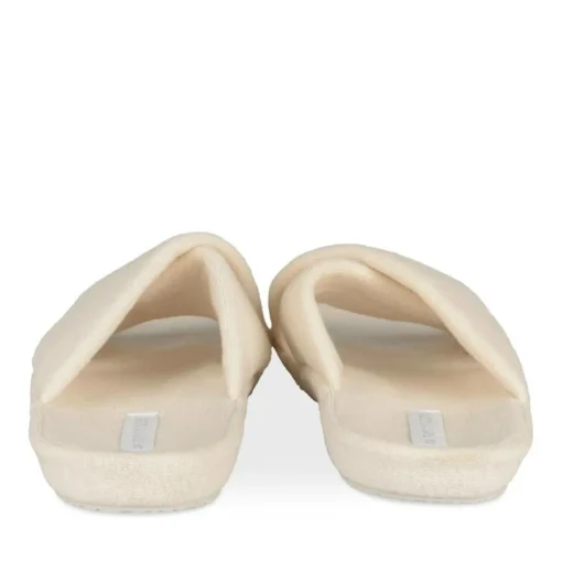 Chaussons BLANC Femme Motif Uni A Enfiler