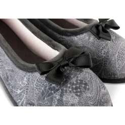 Chaussons GRIS Femme Motif Uni A Enfiler
