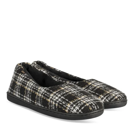 Chaussons NOIR Femme Motif Uni A Enfiler