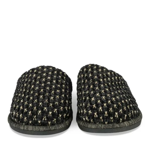 Chaussons NOIR Femme Motif Uni A Enfiler
