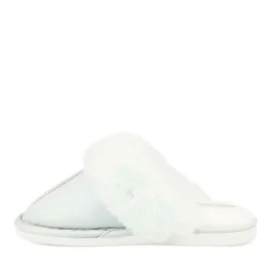 Chaussons VERT Femme Motif Uni A Enfiler