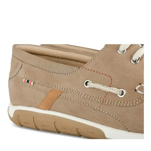 Chaussures Bateau TAUPE Homme CUIR Motif Uni A Enfiler