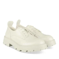 Derbies BEIGE Femme Motif Vernis Lacets