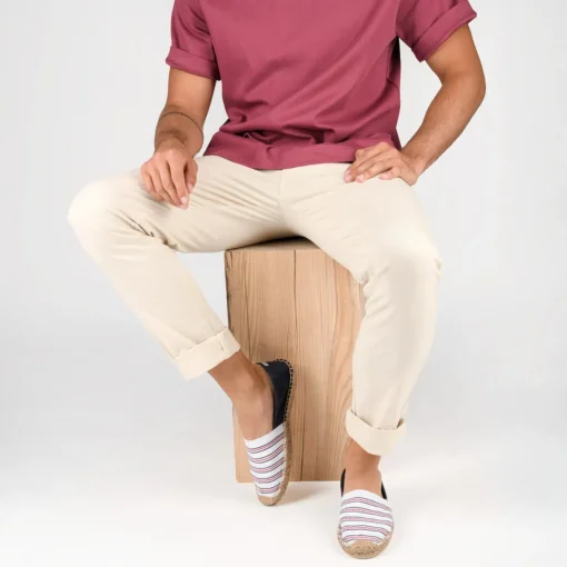 Espadrilles ROUGE Homme Motif Uni A Enfiler