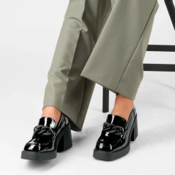 Mocassins Babies NOIR Femme Motif Chaîne A Enfiler