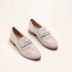 Mocassins BEIGE Femme CUIR Motif Chaîne A Enfiler