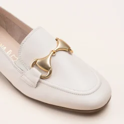 Mocassins BEIGE Femme CUIR Motif Chaîne A Enfiler