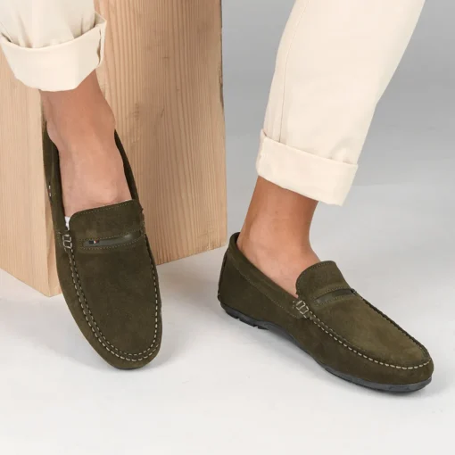 Mocassins KAKI Homme CUIR Motif Uni A Enfiler