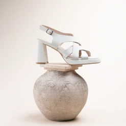 Sandales BLANC Femme CUIR Motif Uni Boucle