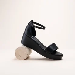 Sandales NOIR Femme CUIR Motif Uni A Enfiler