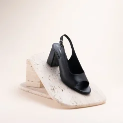 Sandales NOIR Femme CUIR Motif Uni Boucle